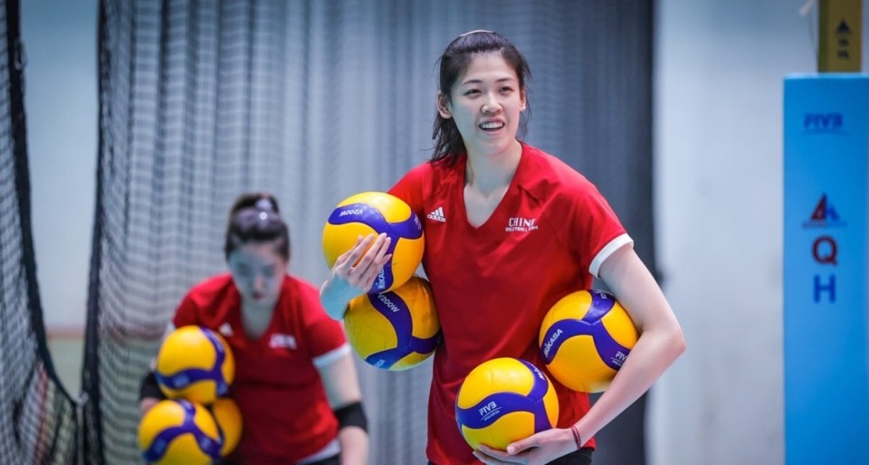 inews, Oyjsn, 扣球和对抗