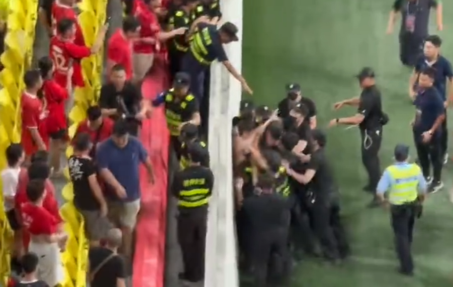 工作人员 工作人员