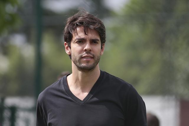 很高兴为慈, 关于自己的 很高兴为慈, 关于自己的